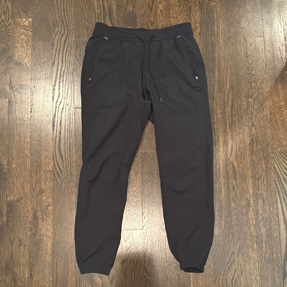 lululemon athletica Black Sweatpants Tapered Elastic Cuffs